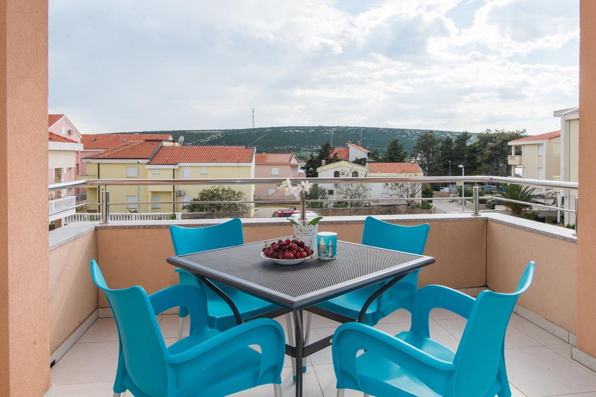 Apartments Kristina, Place For The Family Stara Novalja Dış mekan fotoğraf